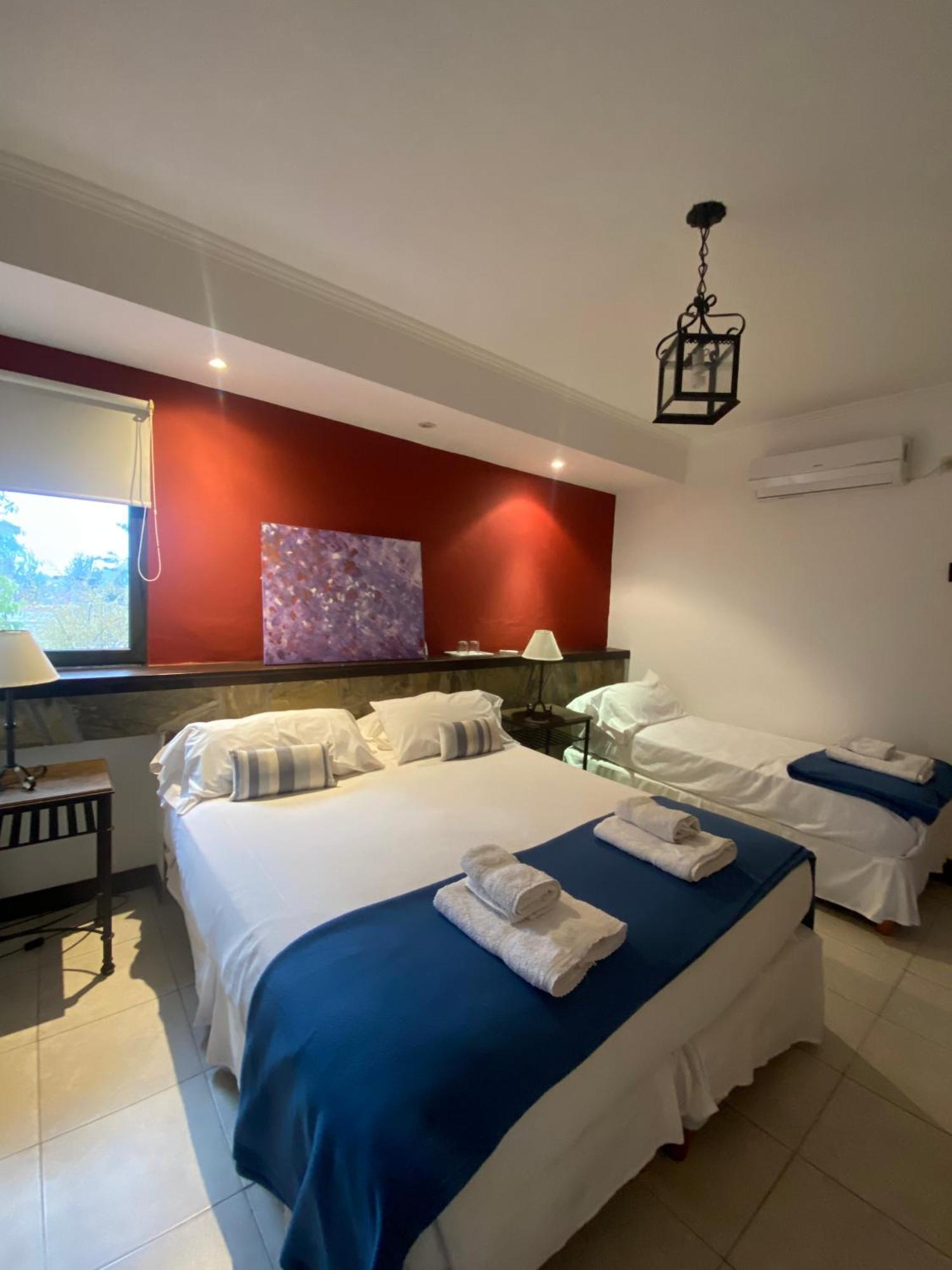 סלטה Hotel Las Chirimoyas מראה חיצוני תמונה