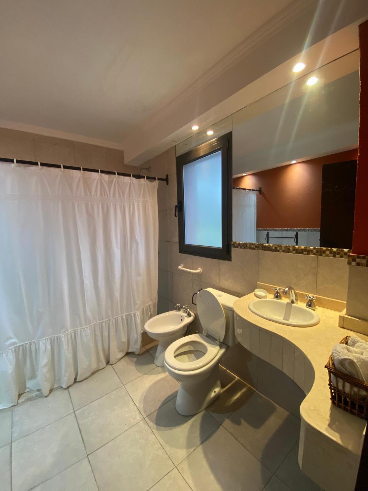 סלטה Hotel Las Chirimoyas מראה חיצוני תמונה