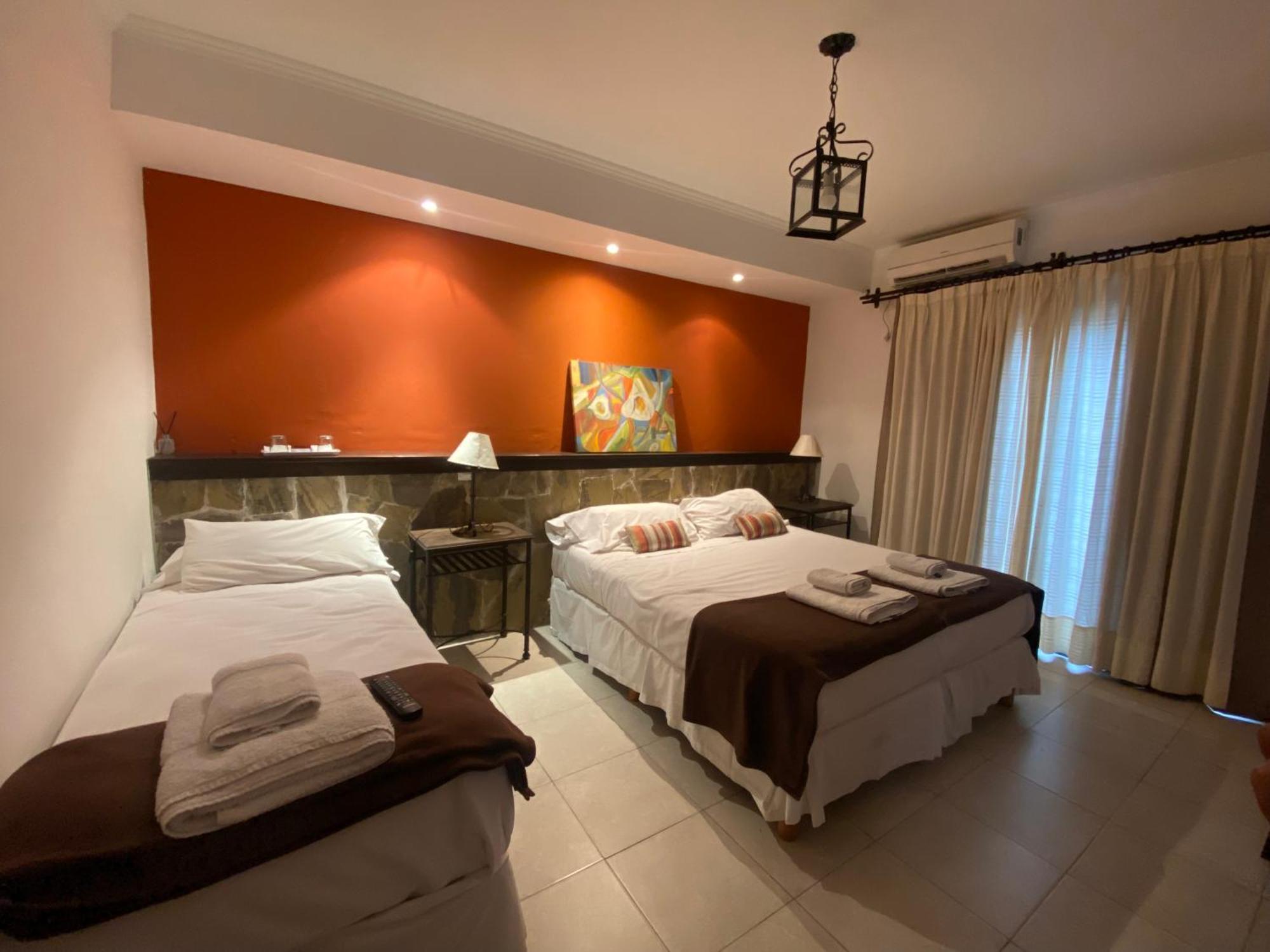 סלטה Hotel Las Chirimoyas מראה חיצוני תמונה